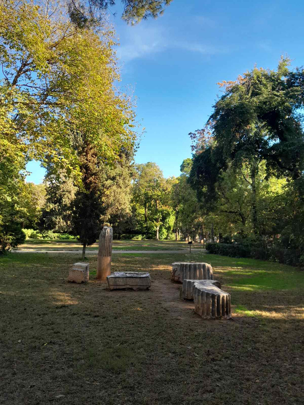 Athens Across the Ages: Syntagma, National Garden, Kallimarmaro & local cafe!
